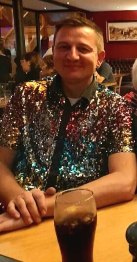 Screenshot_20231126-042325_Facebook